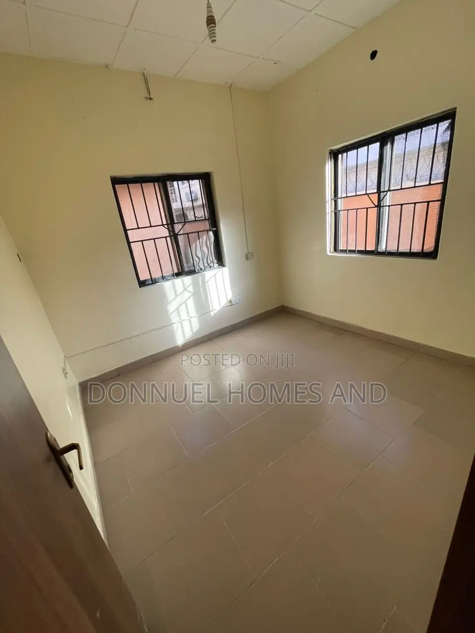 Mini Flat in Ikota for rent in Ikota