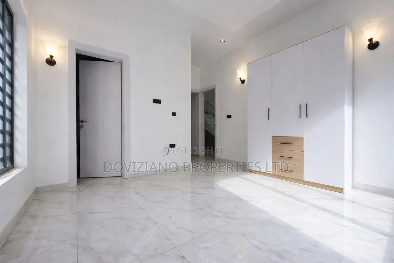 5bdrm Duplex in Ikeja GRA for sale in Ikeja GRA