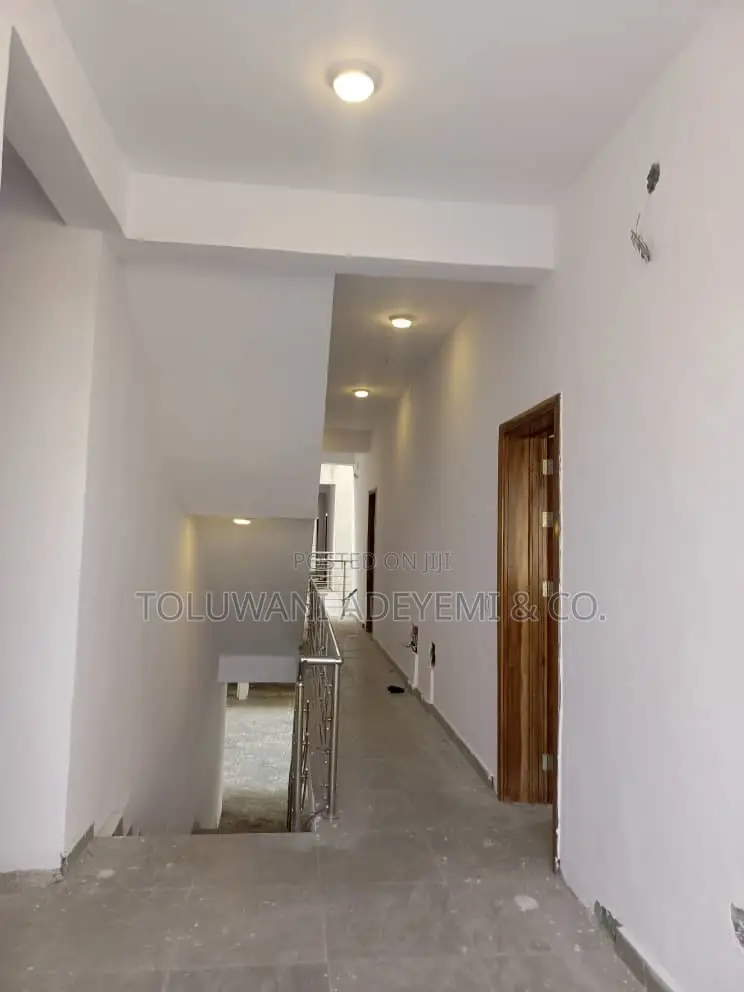 2bdrm Apartment in Ikate, Lekki for sale in Ikate