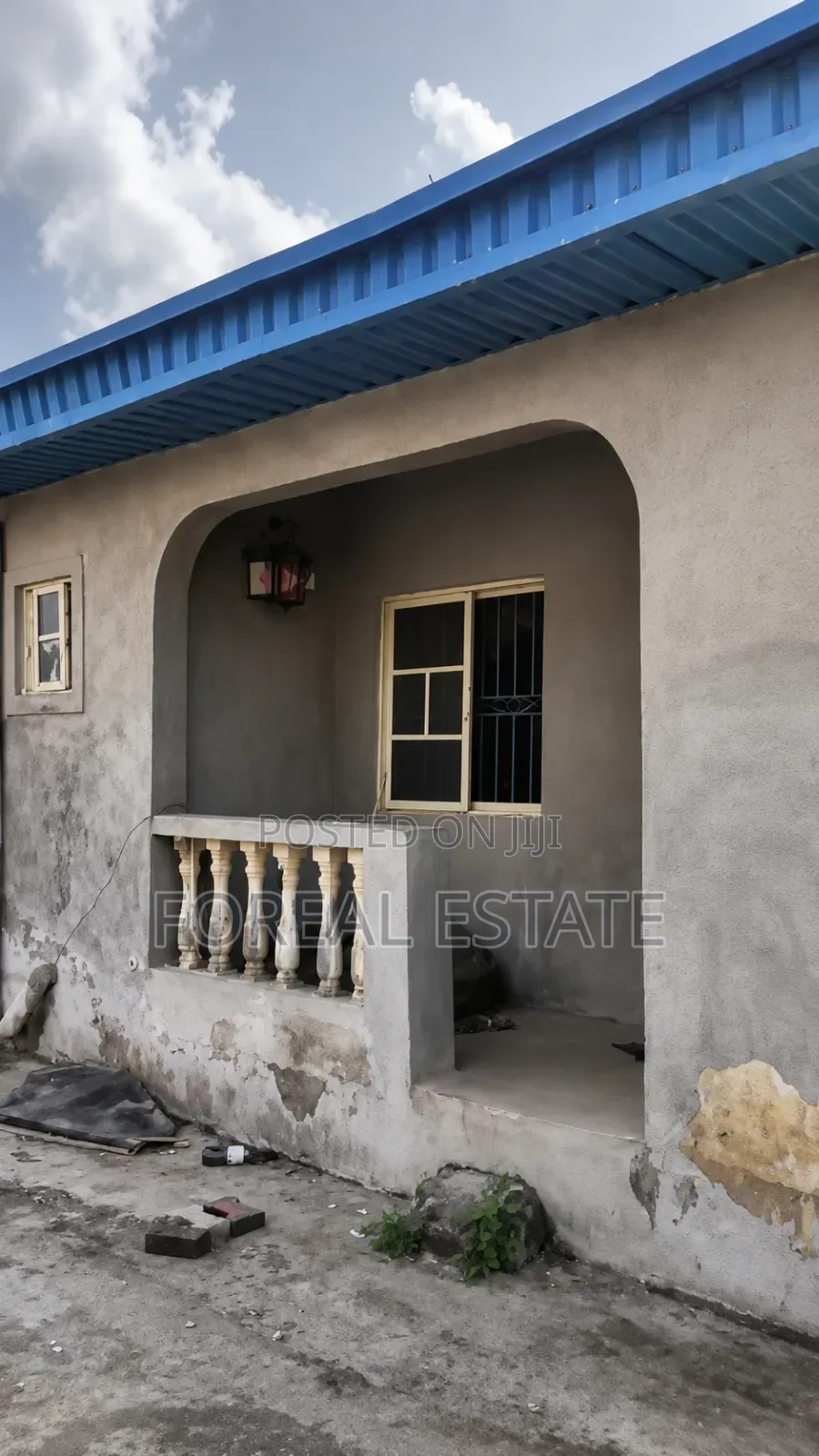 2bdrm Apartment in Ogombo for sale in Ogombo