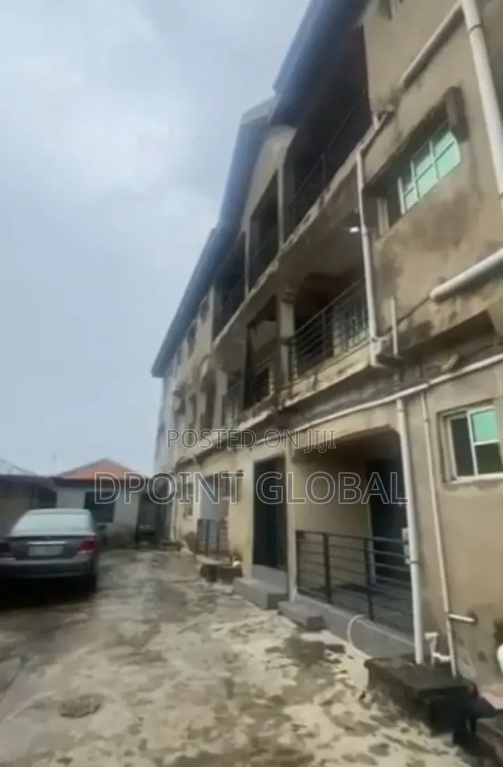 20bdrm House in Not Estate, Oba Akran for sale in Oba Akran