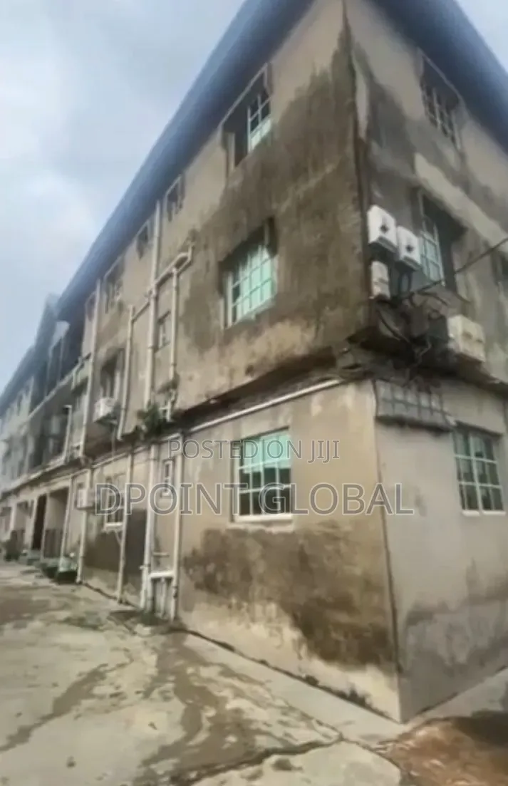 20bdrm House in Not Estate, Oba Akran for sale in Oba Akran