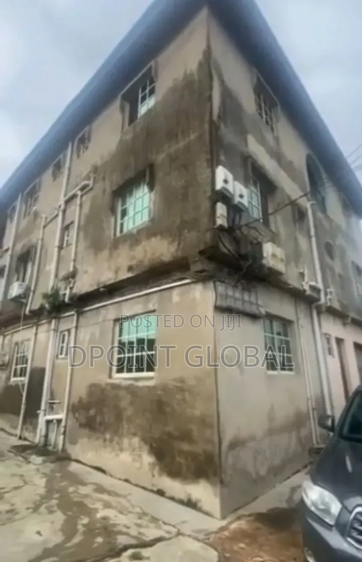 20bdrm House in Not Estate, Oba Akran for sale in Oba Akran