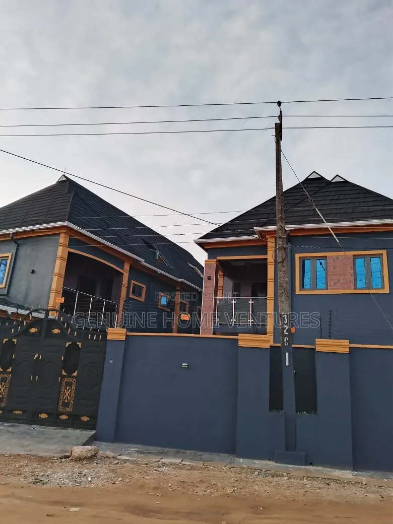 2bdrm Duplex in Agric for rent in Agric