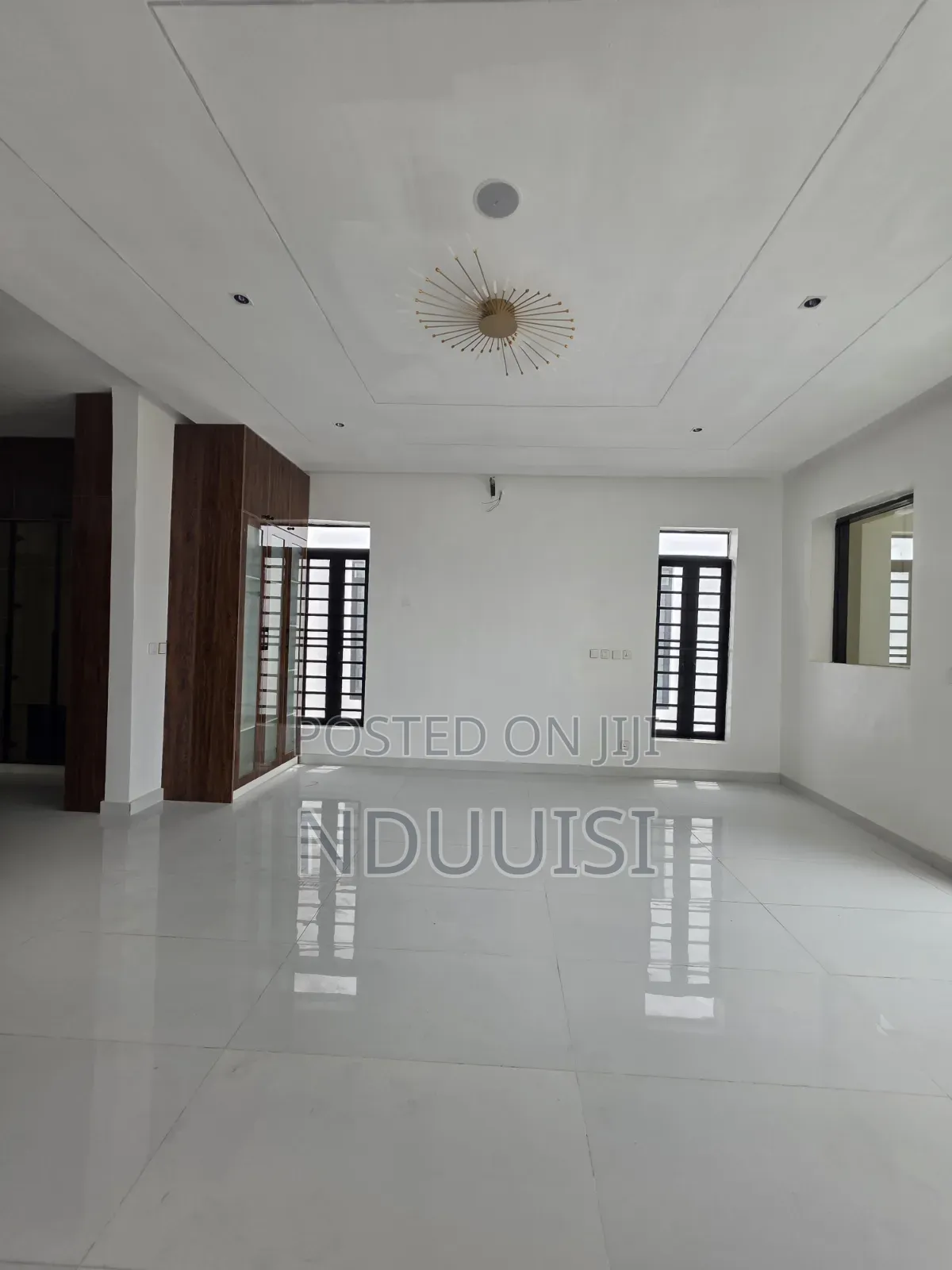 5bdrm Duplex in Royal Pine Estate, Chevron for sale in Chevron