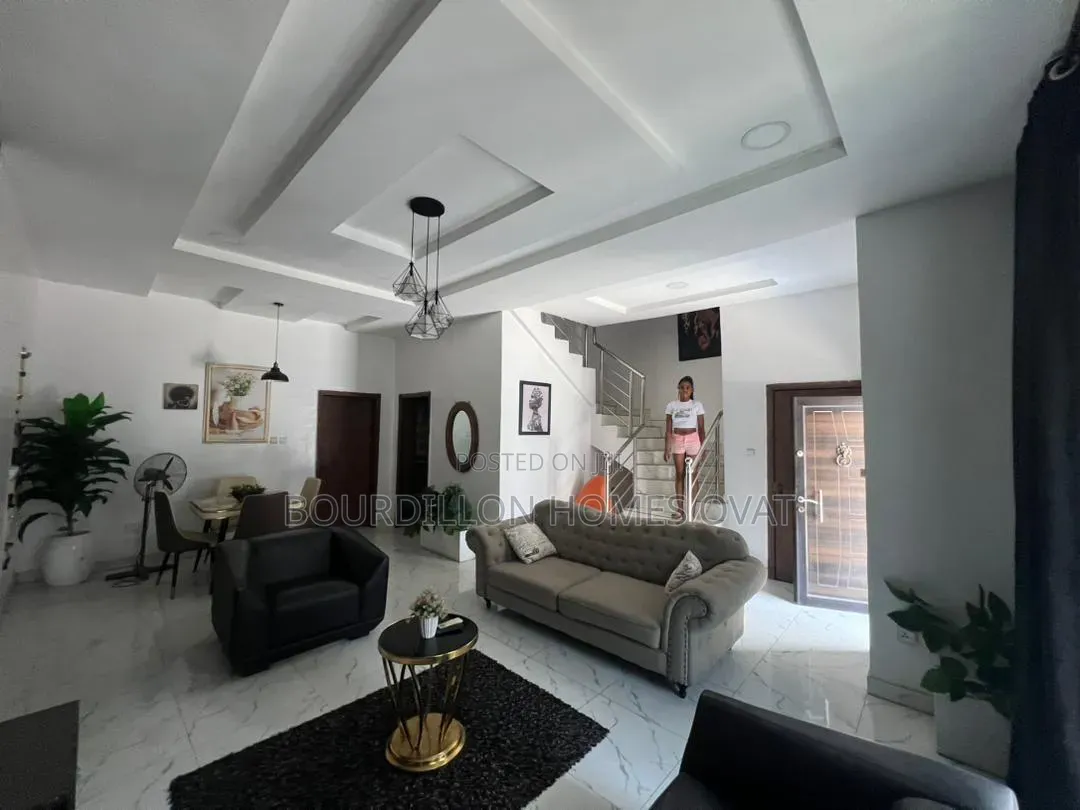 4bdrm Duplex in Ikota Second Gate, for sale in Ikota