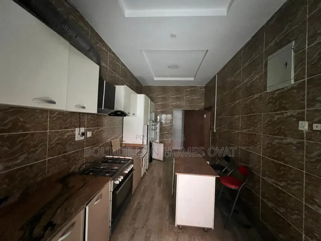 4bdrm Duplex in Ikota Second Gate, for sale in Ikota
