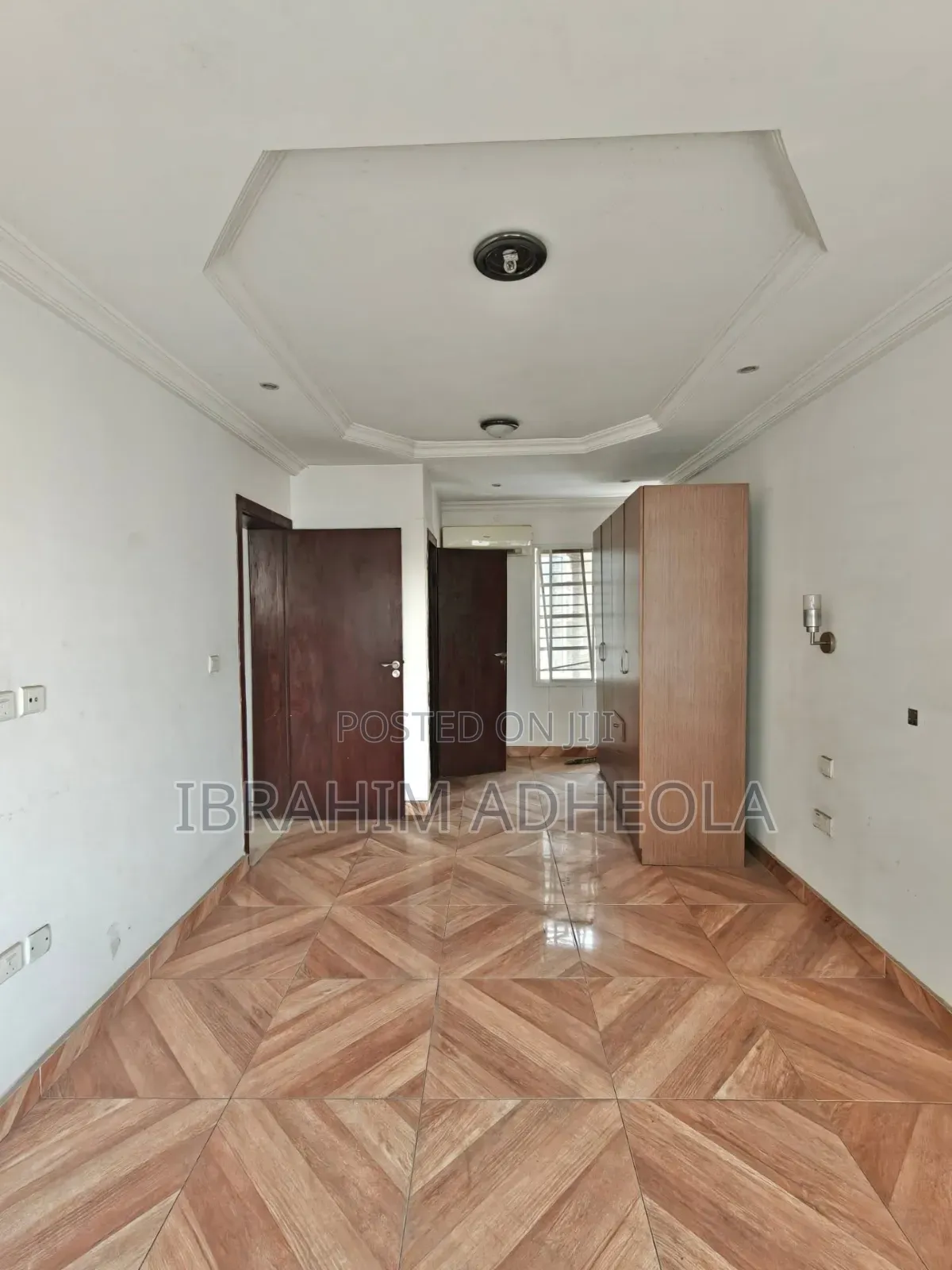 5bdrm Townhouse/Terrace in Opebi for sale in Opebi