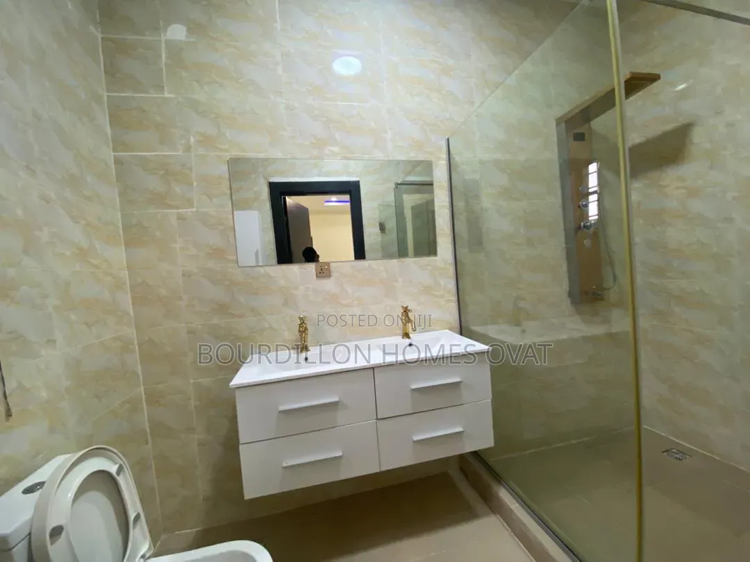 4bdrm Duplex in Harris Drive By Vgc for rent in Ilaje / Lekki