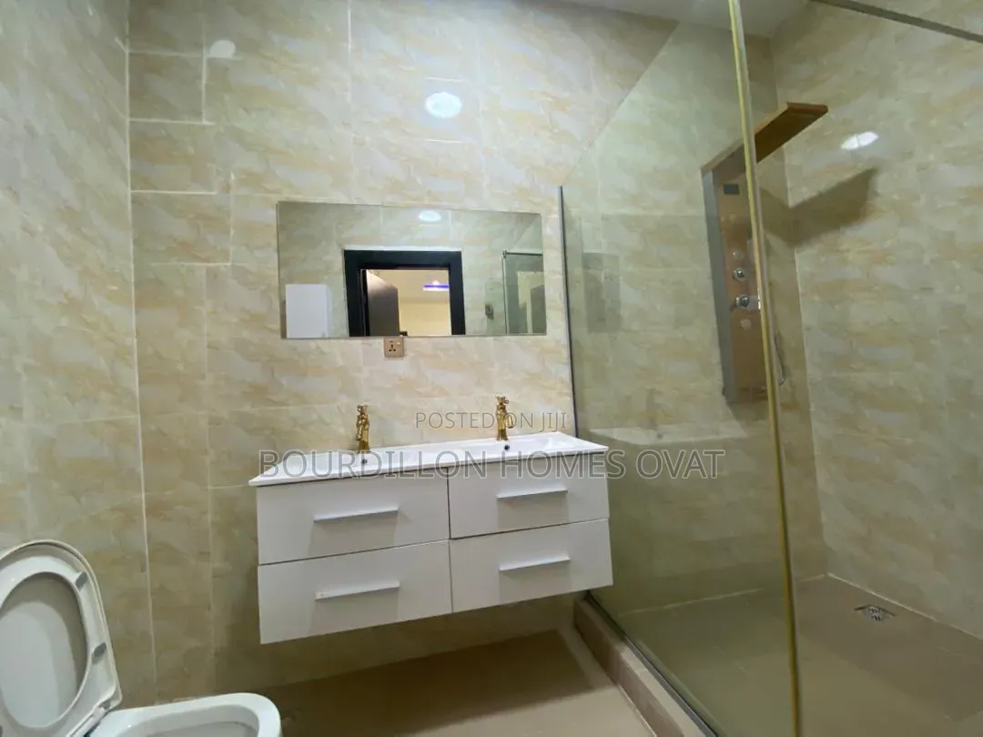 4bdrm Duplex in Harris Drive By Vgc for rent in Ilaje / Lekki