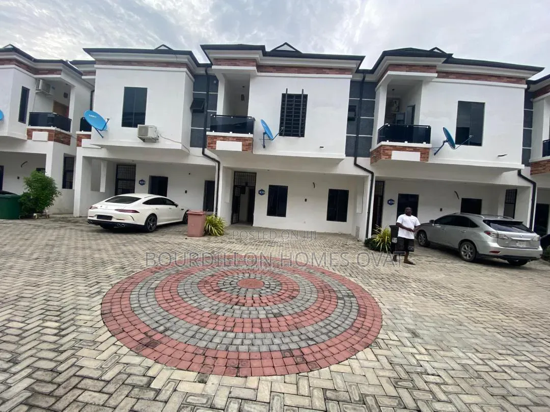 4bdrm Duplex in Harris Drive By Vgc for rent in Ilaje / Lekki