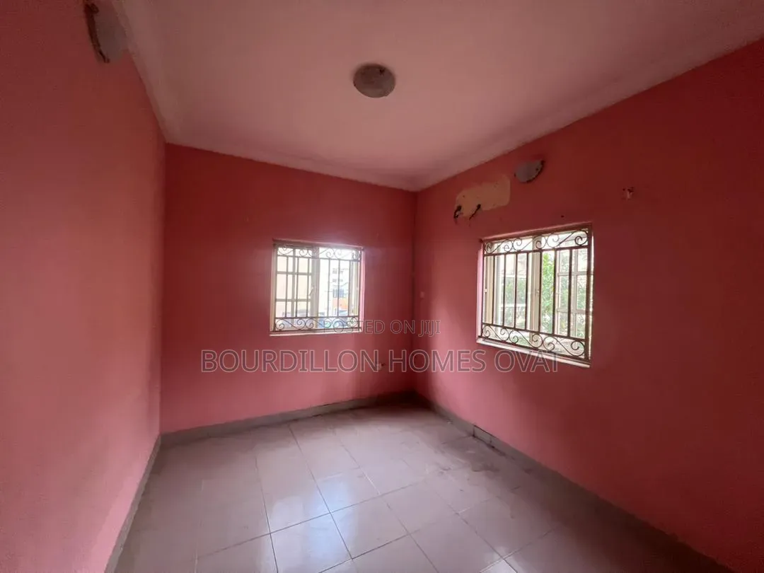 3bdrm Apartment in Osapa London Lekki for rent in Osapa london
