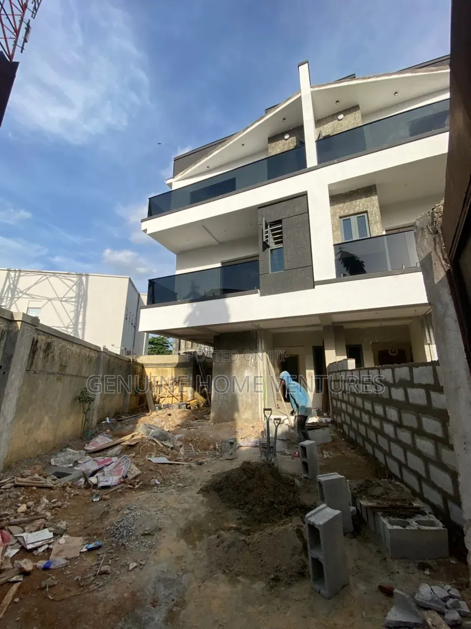 4bdrm Duplex in Omole Phase One for sale in Omole Phase 1