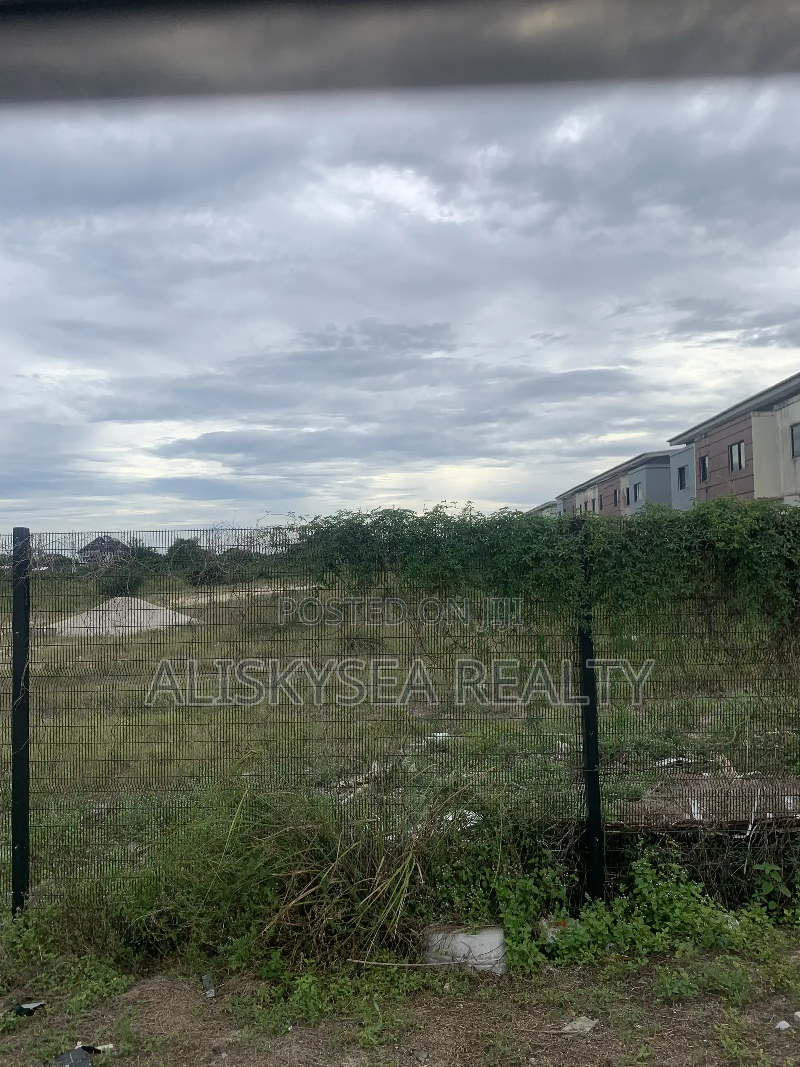 Land for Sale in Beachwood Park Estate in Lakowe