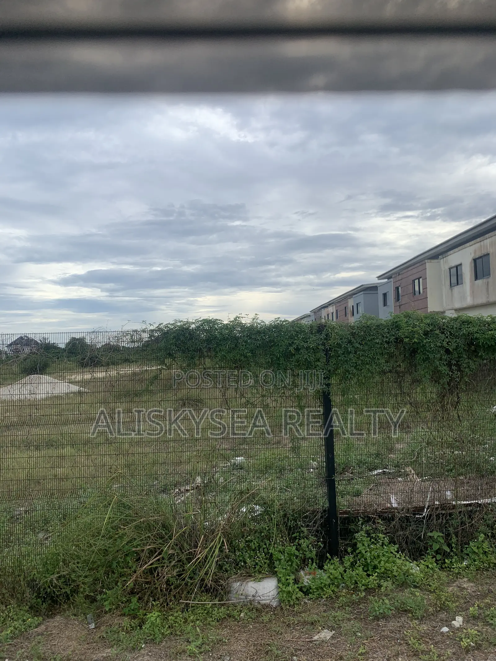 Land for Sale in Beachwood Park Estate in Lakowe