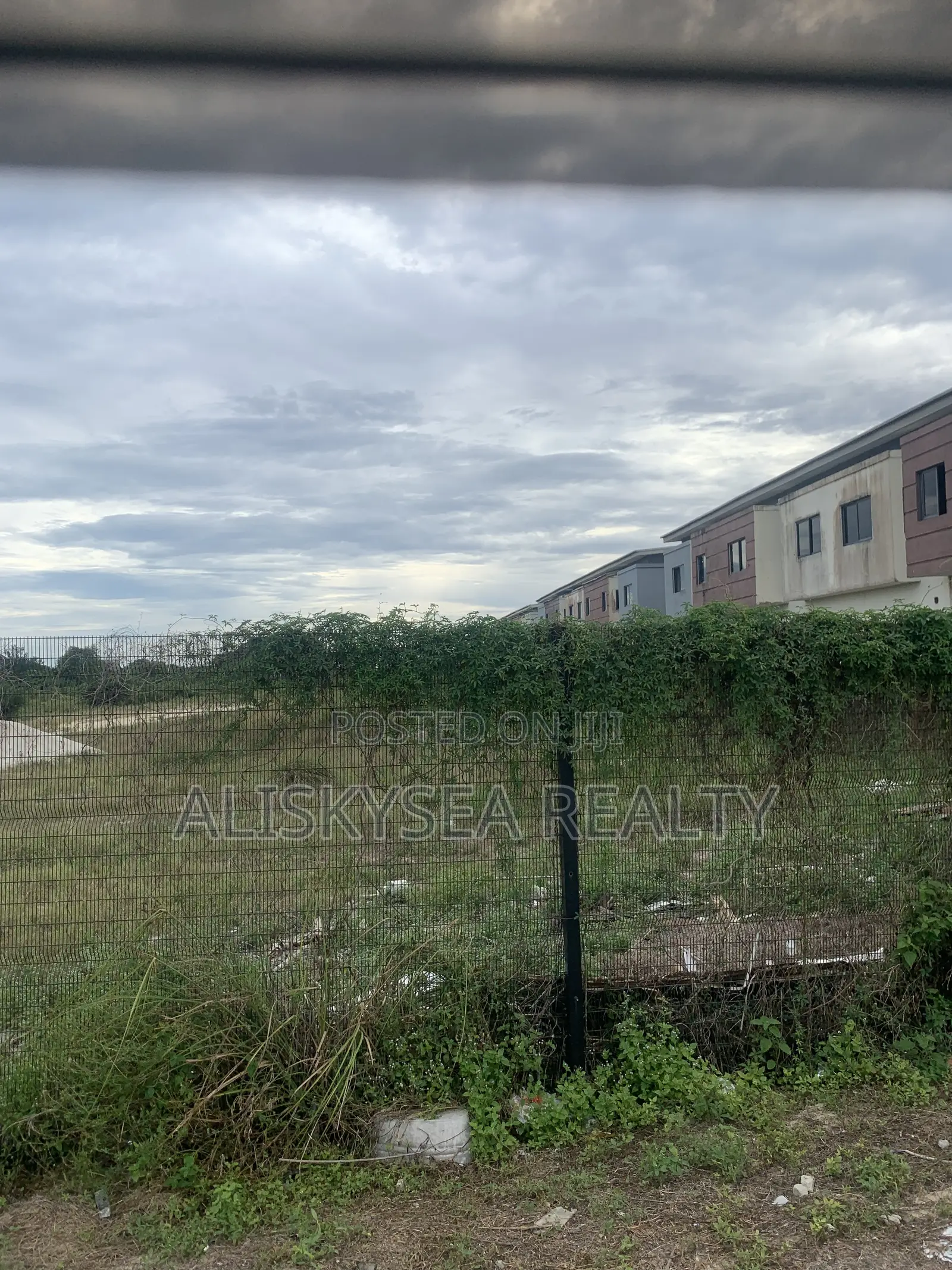 Land for Sale in Beachwood Park Estate in Lakowe