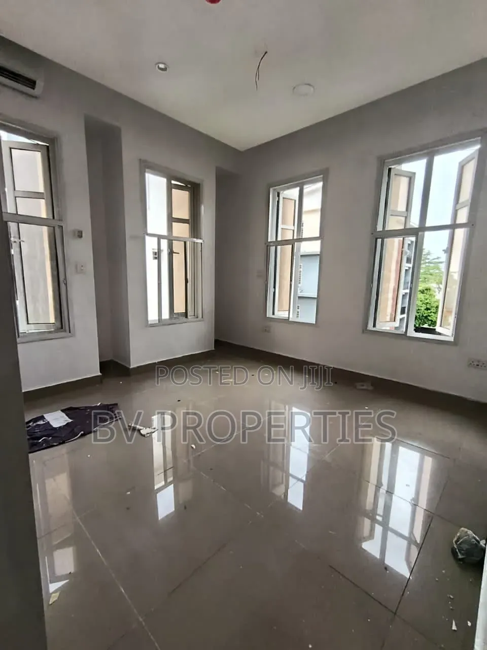 2bdrm Apartment in Lekki Phase 2 for rent in Lekki Phase 2