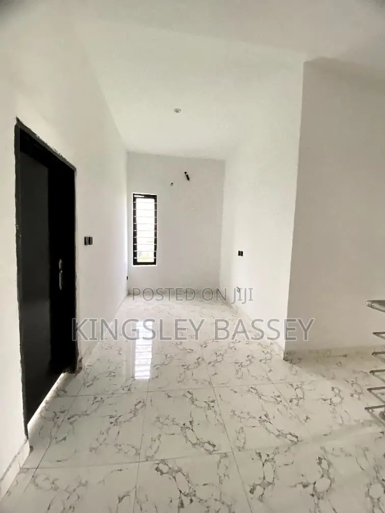 4bdrm Duplex in Ajah for sale in Ajah