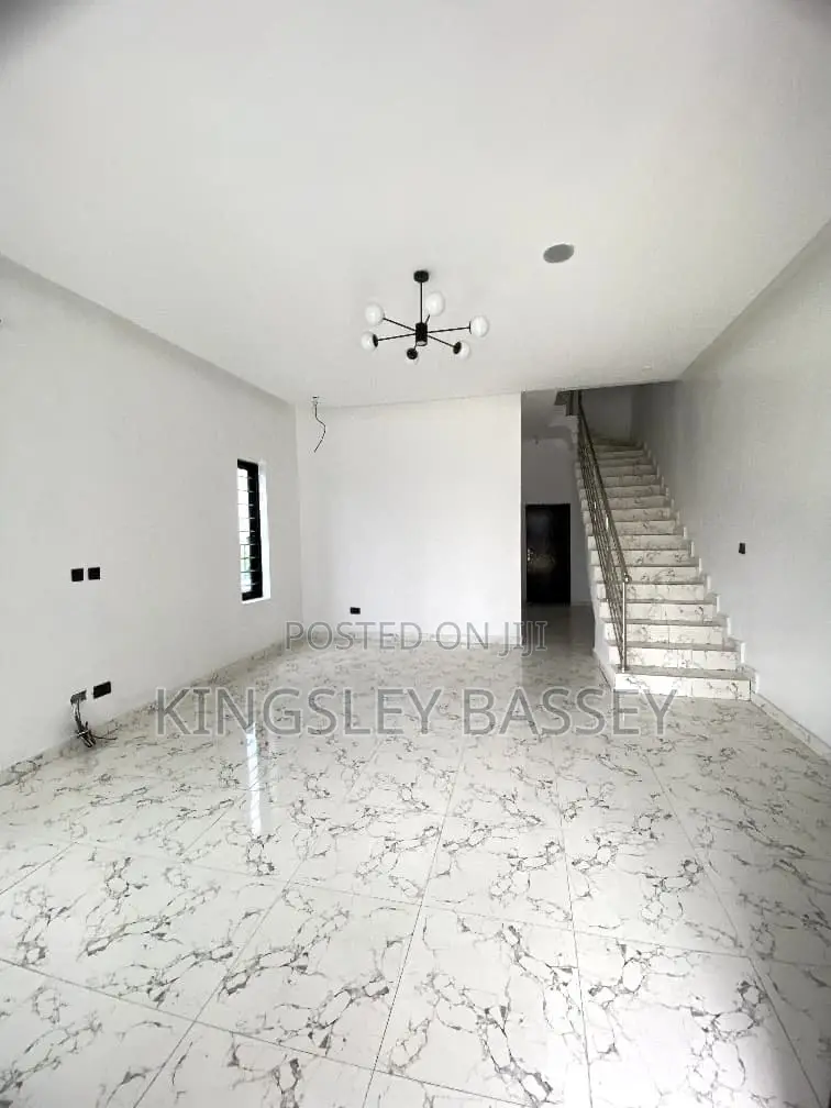 4bdrm Duplex in Ajah for sale in Ajah