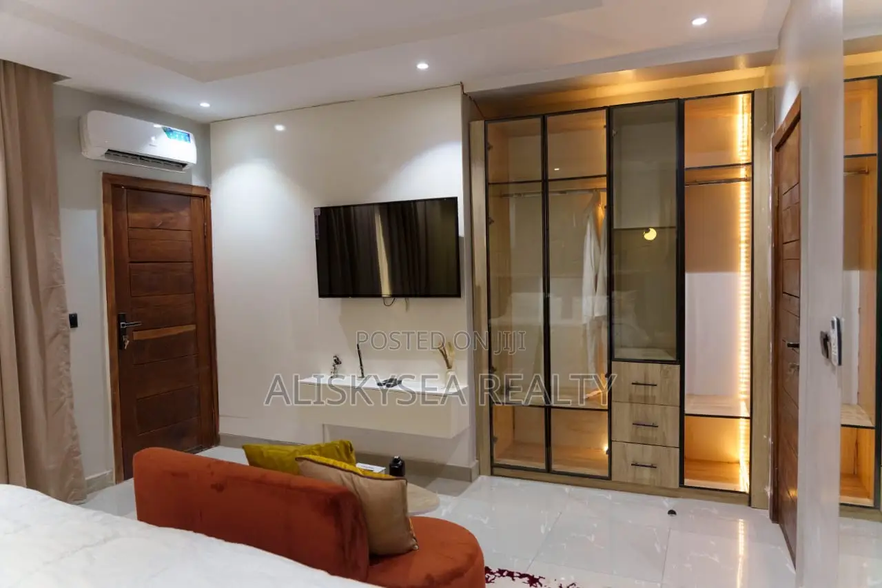 Shortlet Apartment in Ikate in Lekki Phase 1