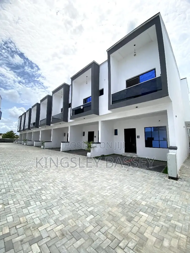 3bdrm Duplex in Ajah for sale in Ajah