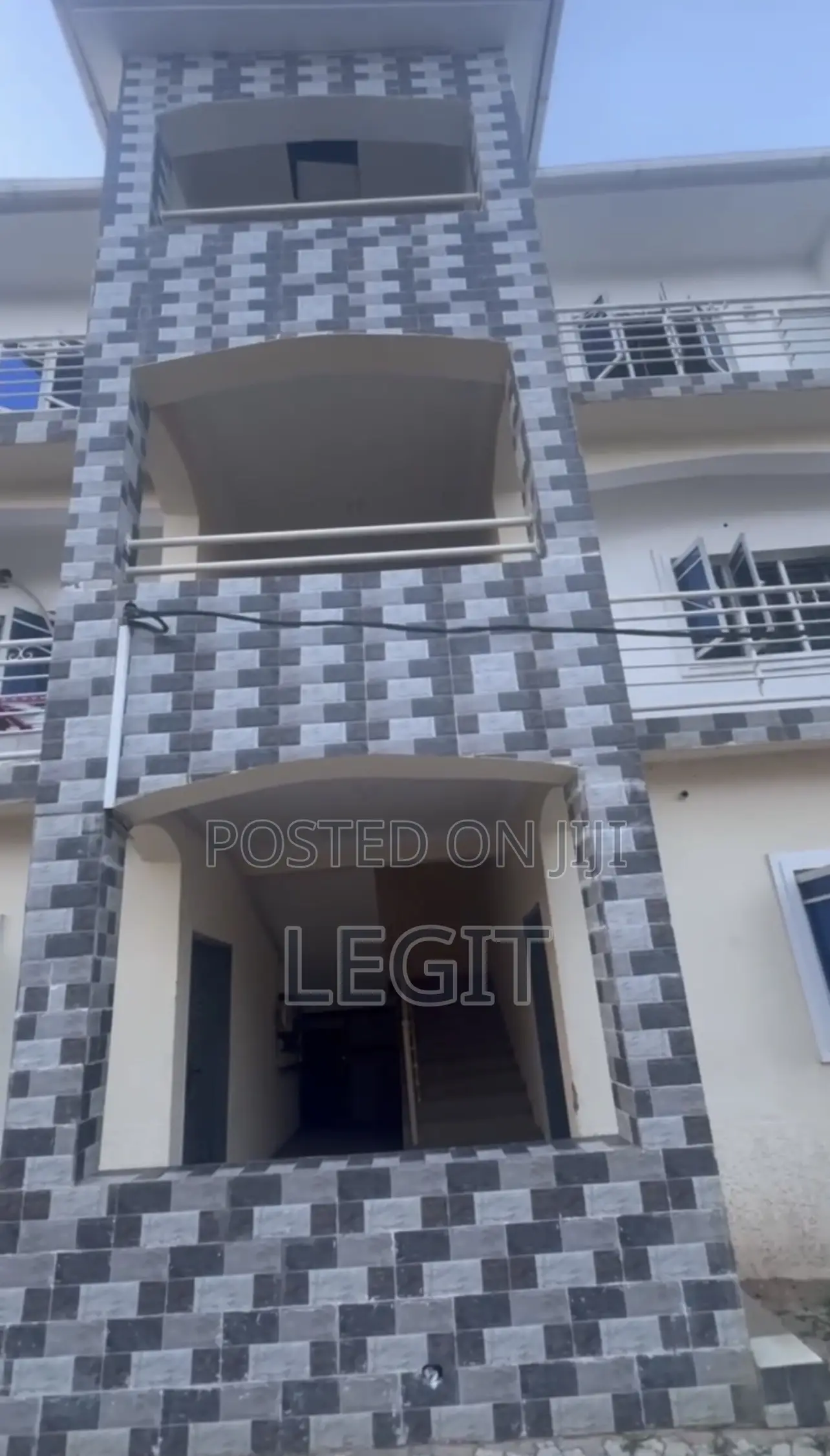 2bdrm Block of Flats in Lugbe District for sale in Lugbe District