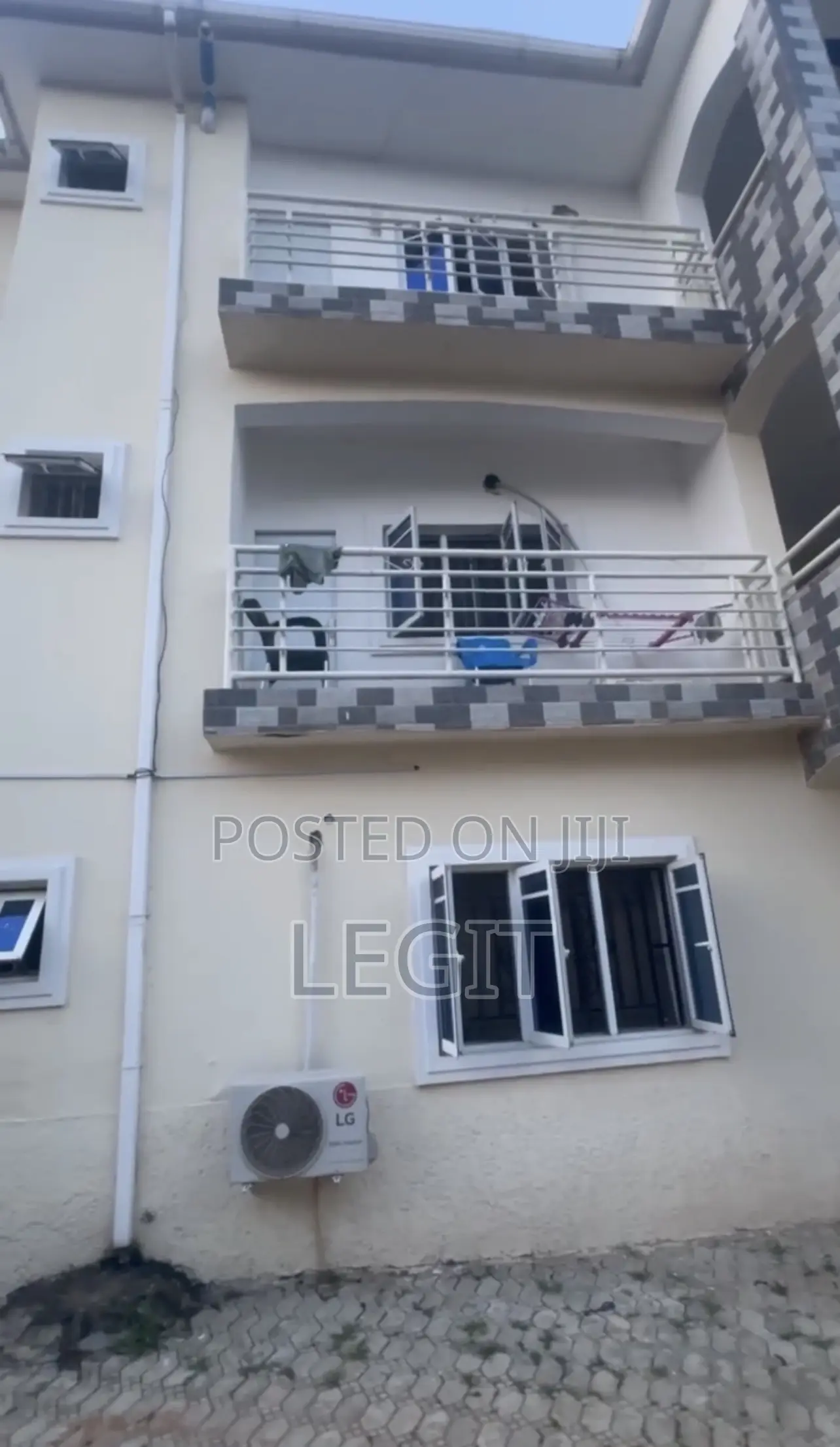 2bdrm Block of Flats in Lugbe District for sale in Lugbe District