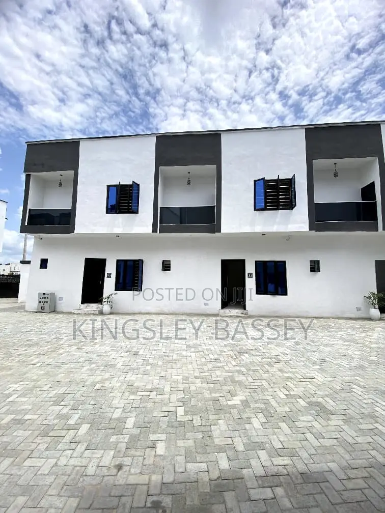 2bdrm Duplex in Ajah for sale in Ajah