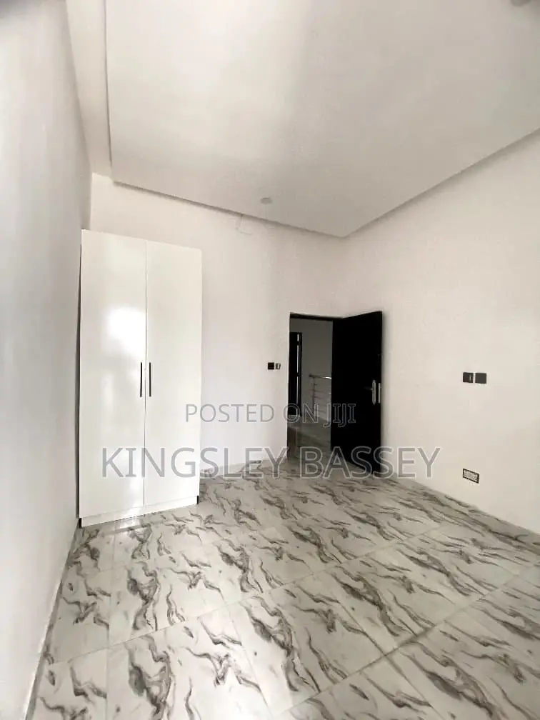 2bdrm Duplex in Ajah for sale in Ajah