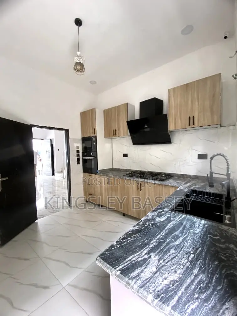2bdrm Duplex in Ajah for sale in Ajah