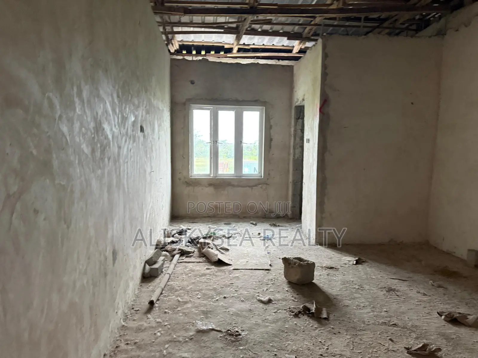 4bedroom Semi Detached For Sale At General Paint in Abraham Adesanya