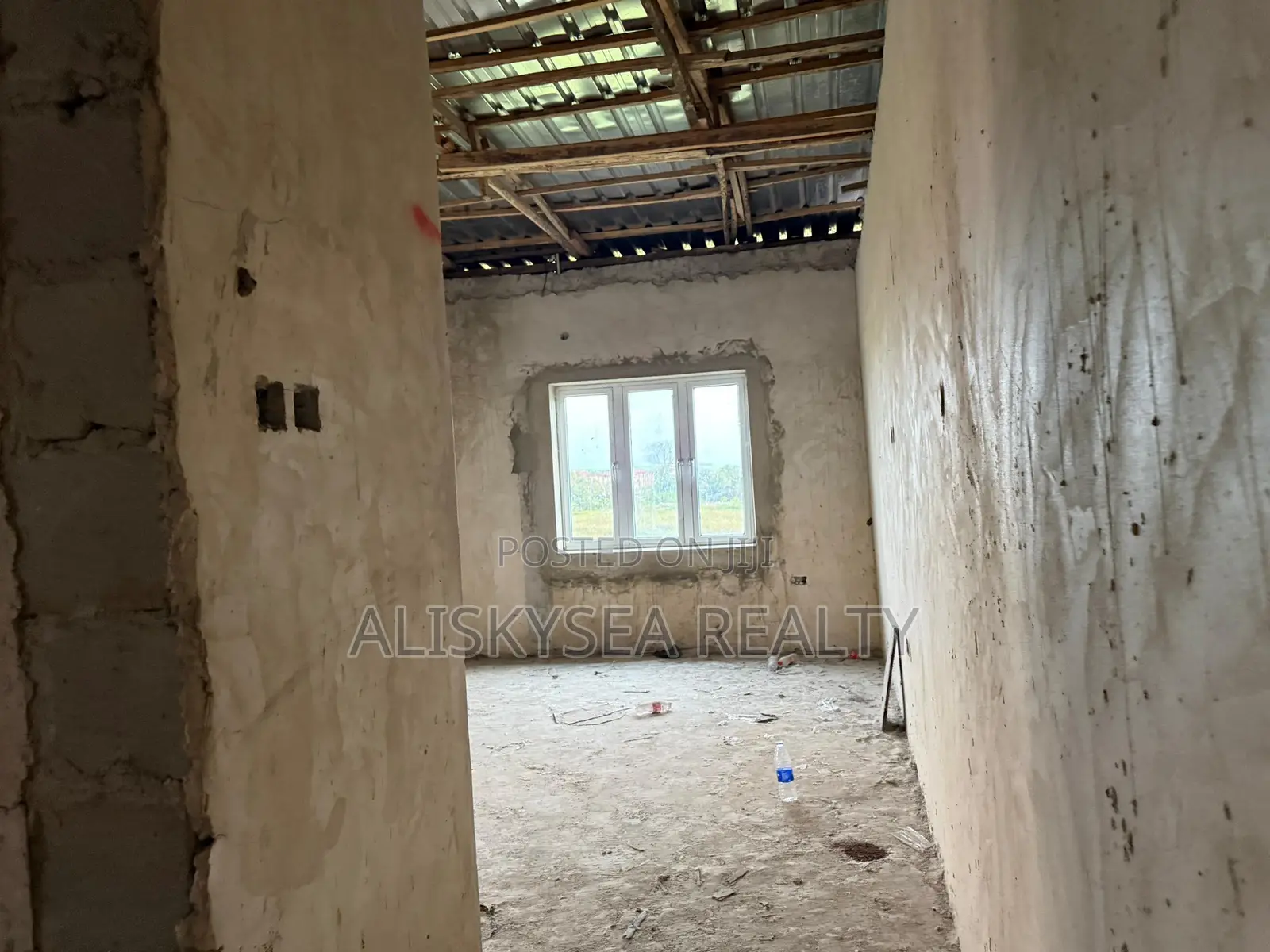 4bedroom Semi Detached For Sale At General Paint in Abraham Adesanya