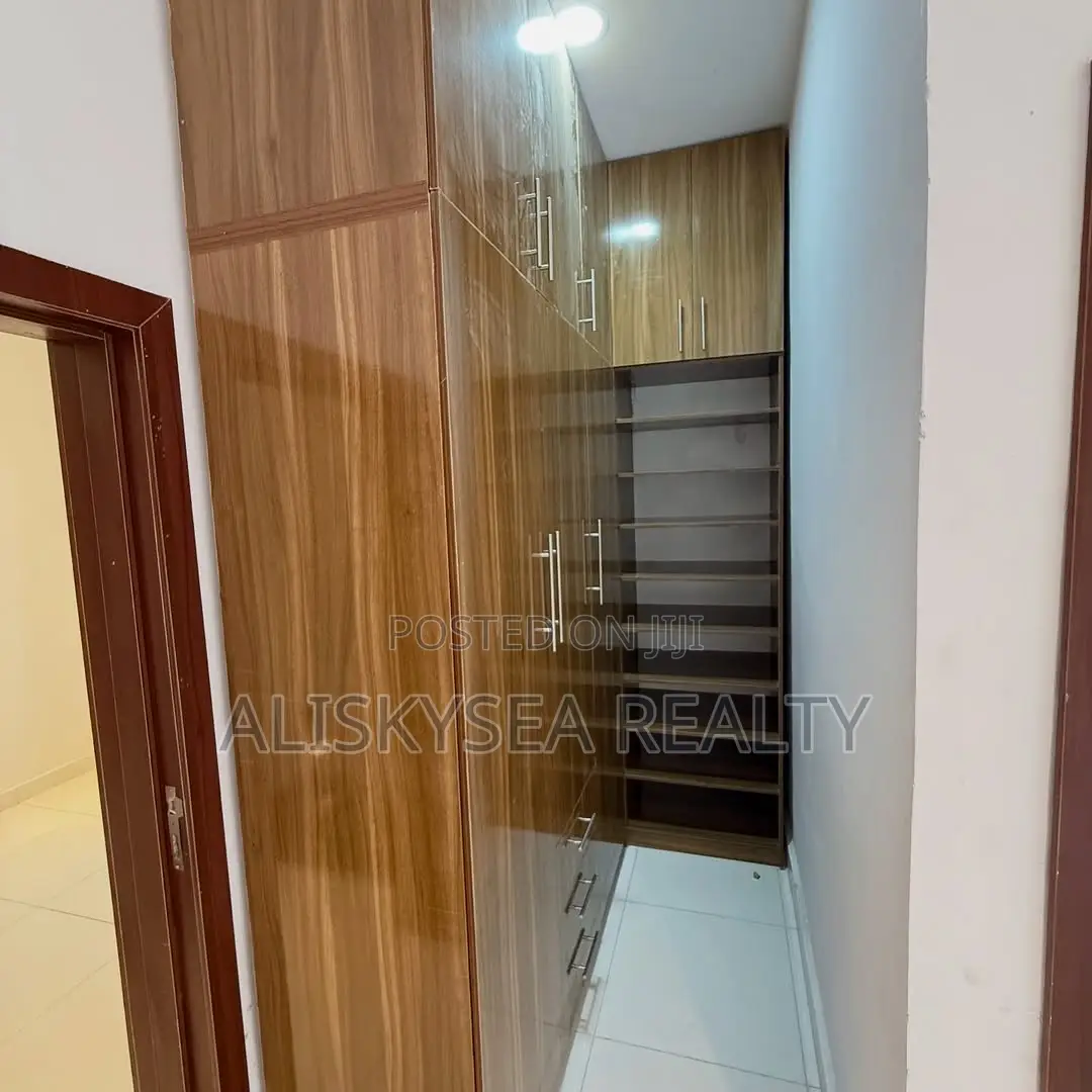 4bdrm House in Sangotedo for sale in Sangotedo