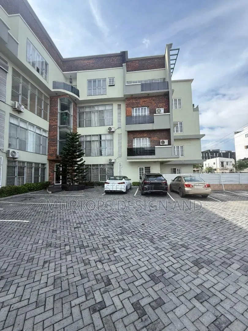 3bdrm Apartment in Lekki Phase 1 for rent in Lekki Phase 1