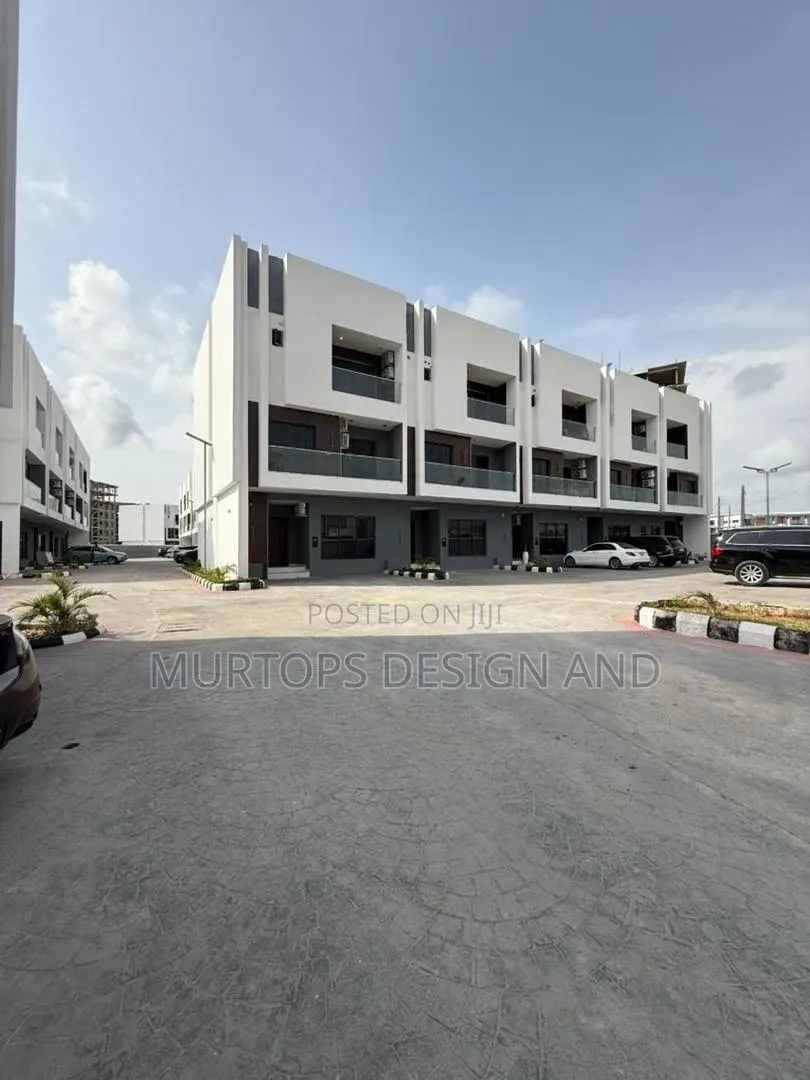 4bdrm Townhouse / Terrace in Lekki Phase 1 for rent in Lekki Phase 1