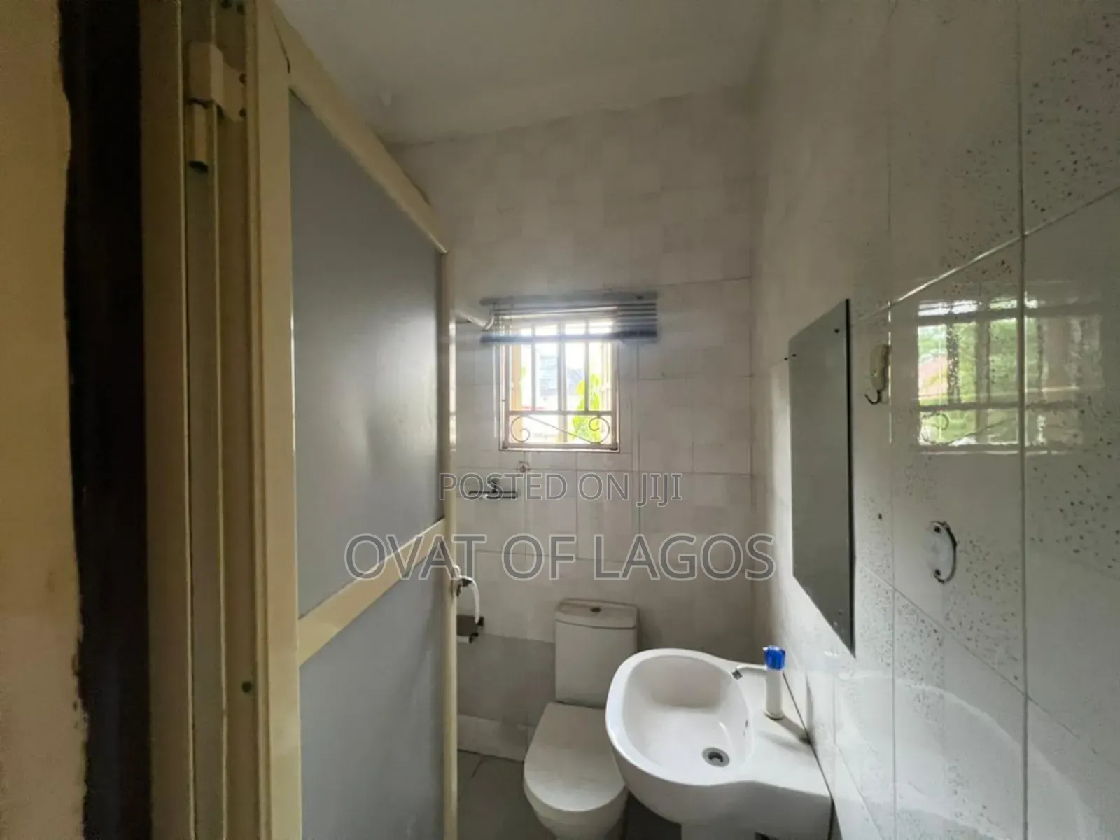 3bdrm Apartment in Osapa London Estate for rent in Osapa london
