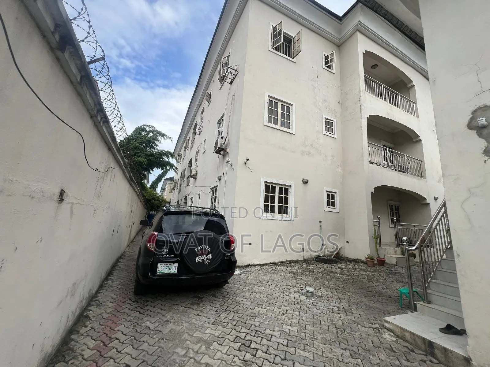 3bdrm Apartment in Osapa London Estate for rent in Osapa london