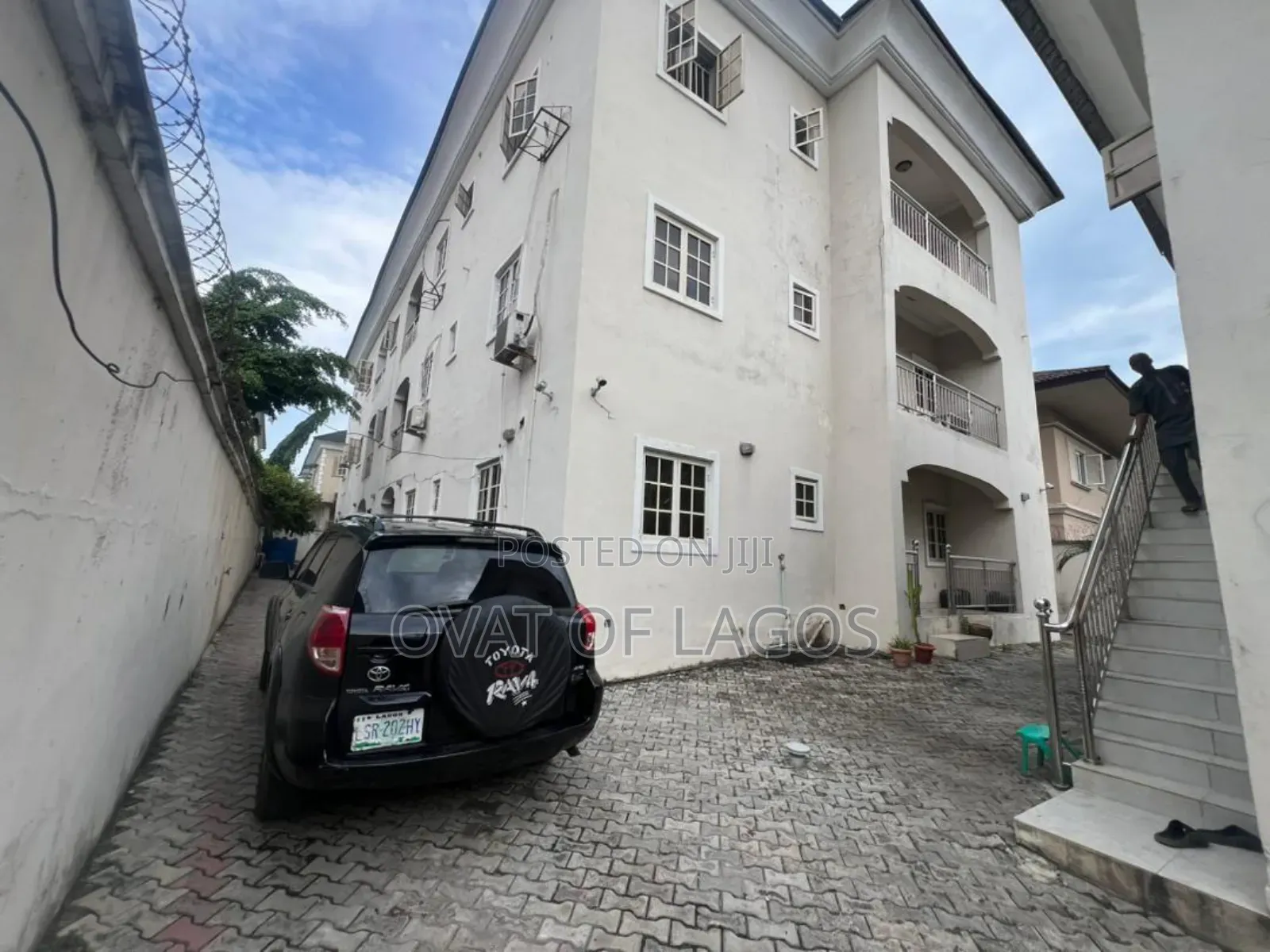 3bdrm Apartment in Osapa London Estate for rent in Osapa london