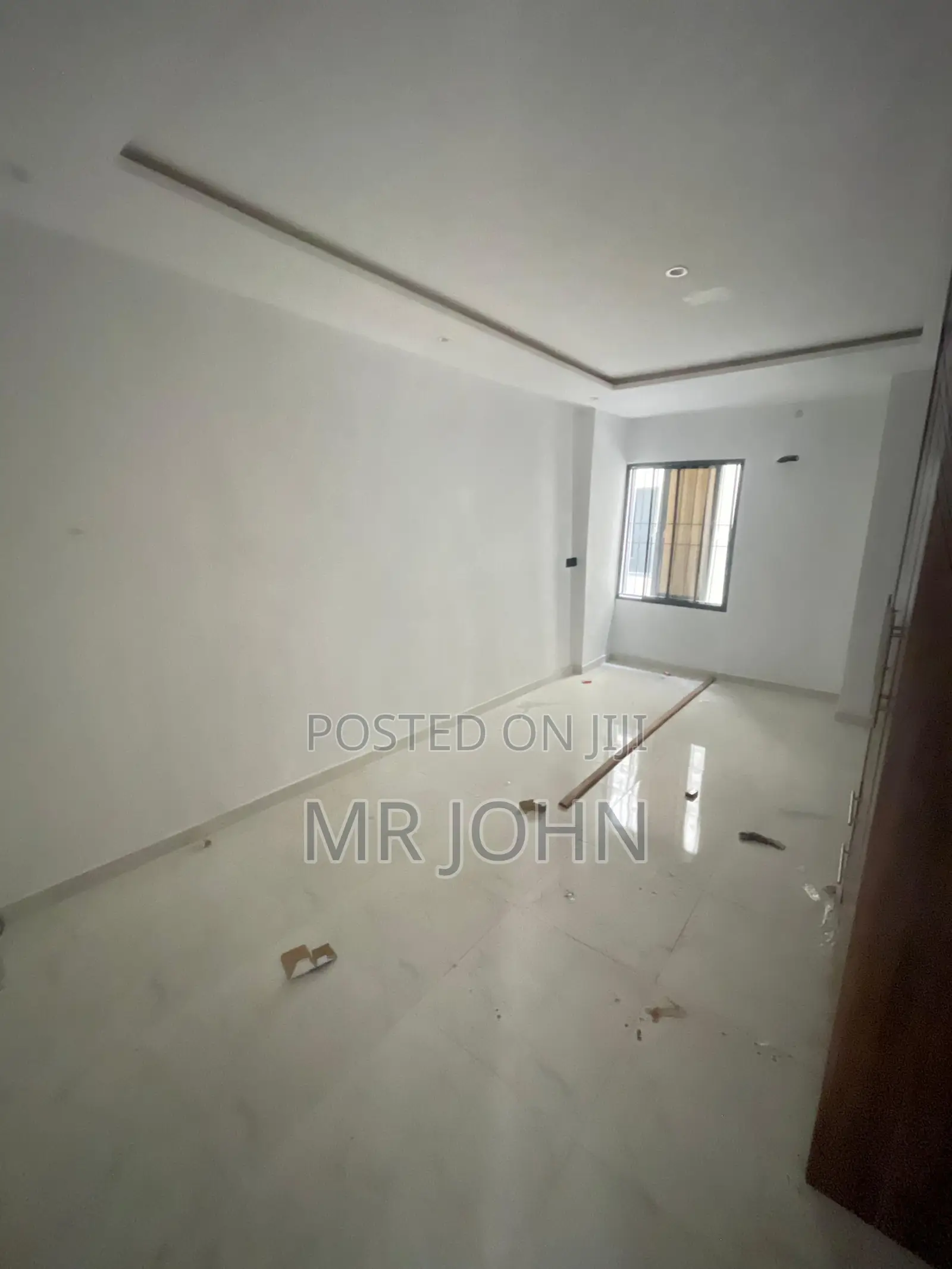 2bdrm Apartment in Lekki Phase 1 Luky for rent in Lekki
