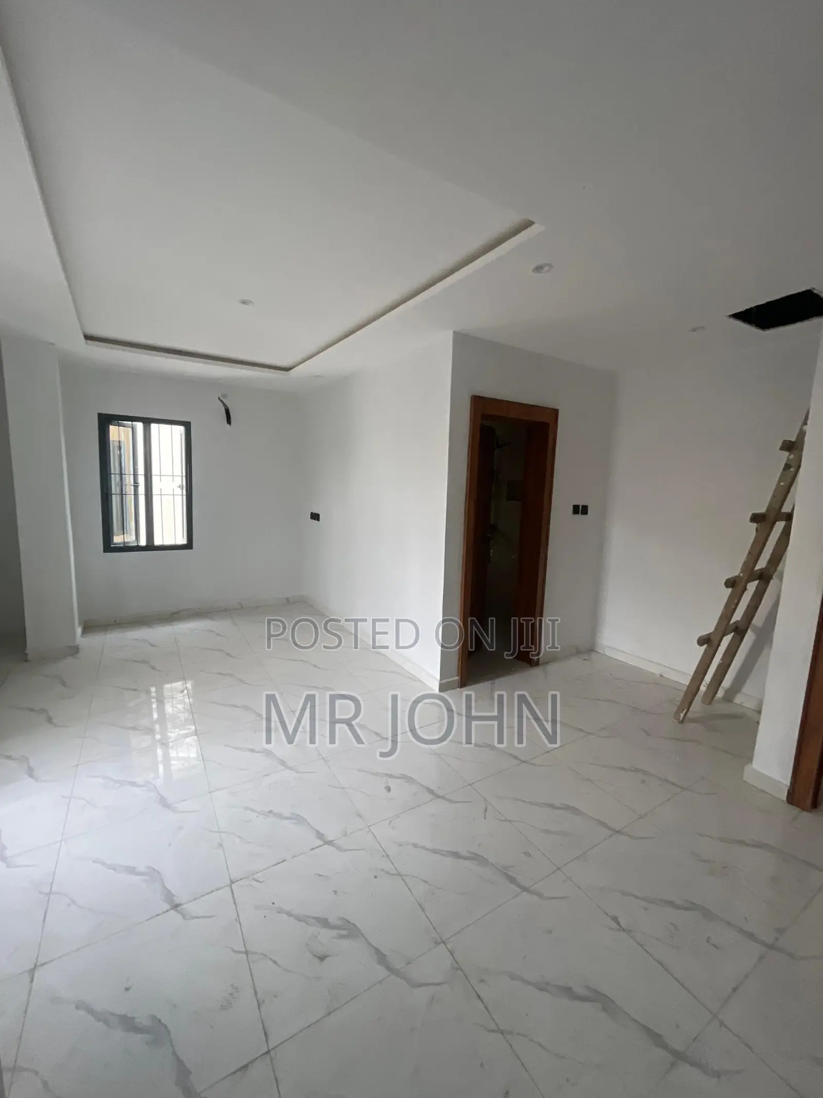 4bdrm Maisonette in Lekki Phase1 Luky Pr for rent in Lekki