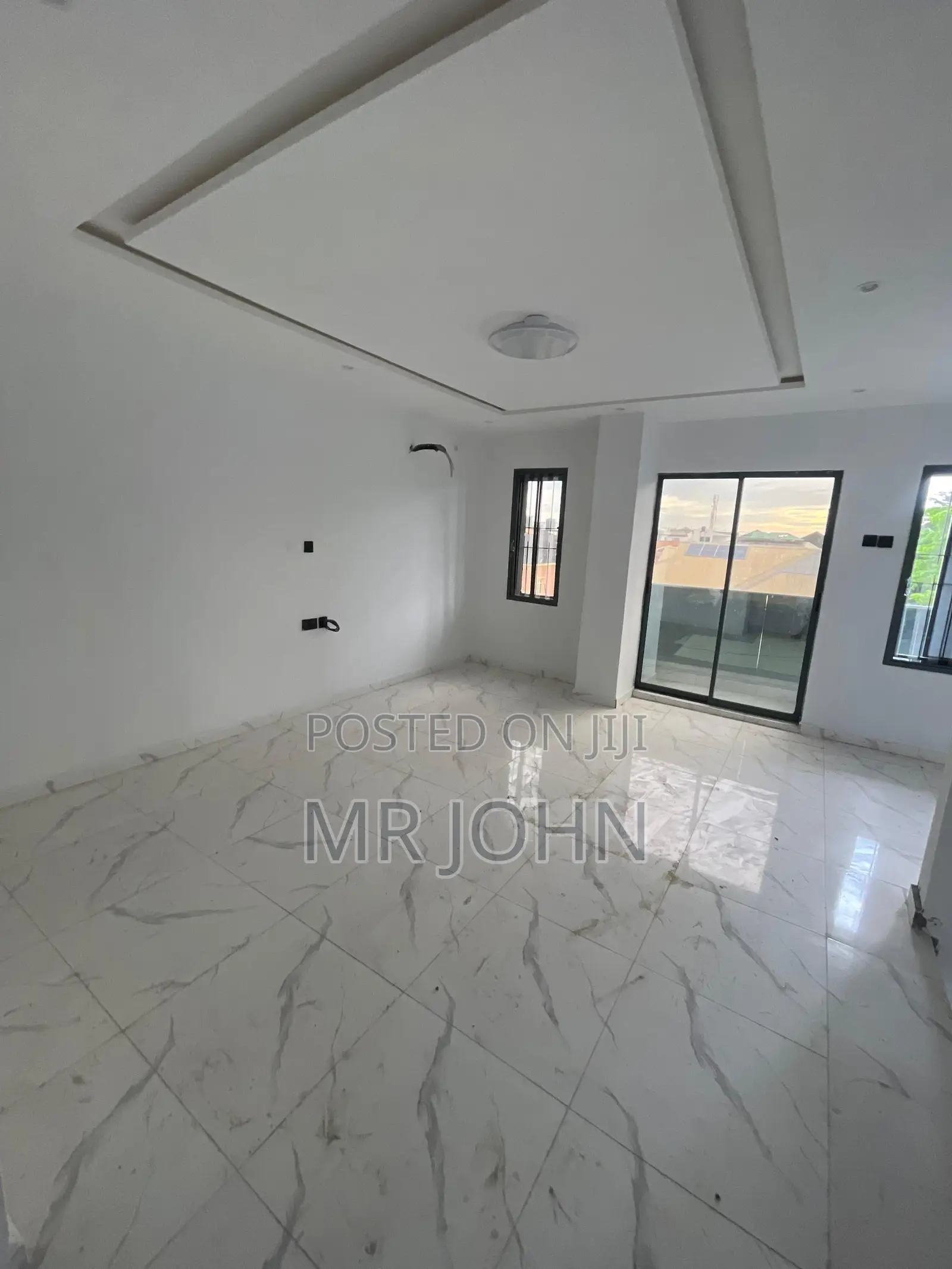4bdrm Maisonette in Lekki Phase1 Luky Pr for rent in Lekki