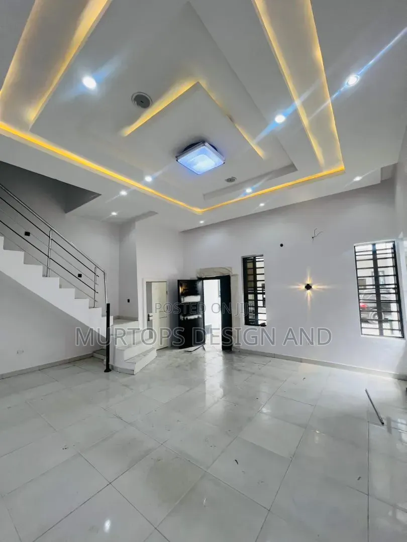 3bdrm Duplex in Abraham Adesanya for sale in Abraham Adesanya