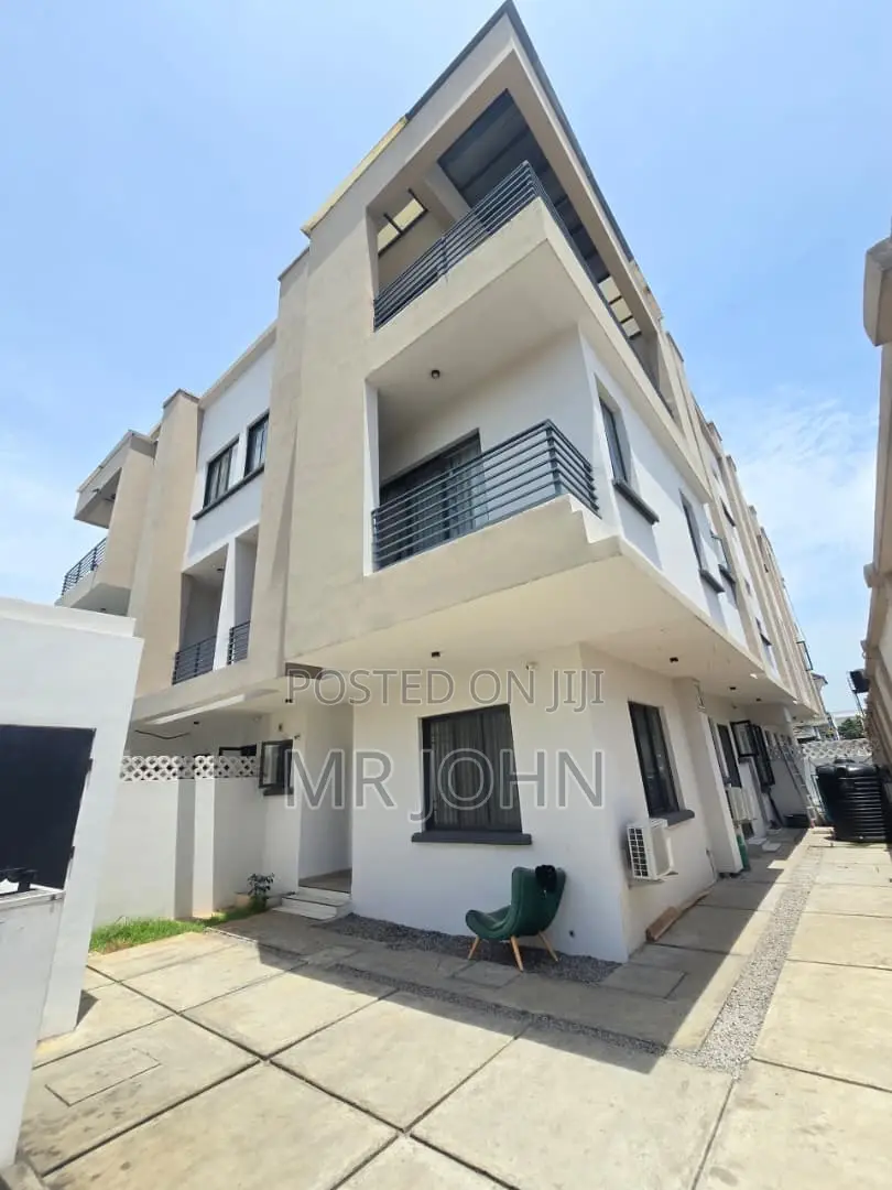 Furnished 4bdrm House in Lekki Phase1 Luky Pr for rent in Lekki