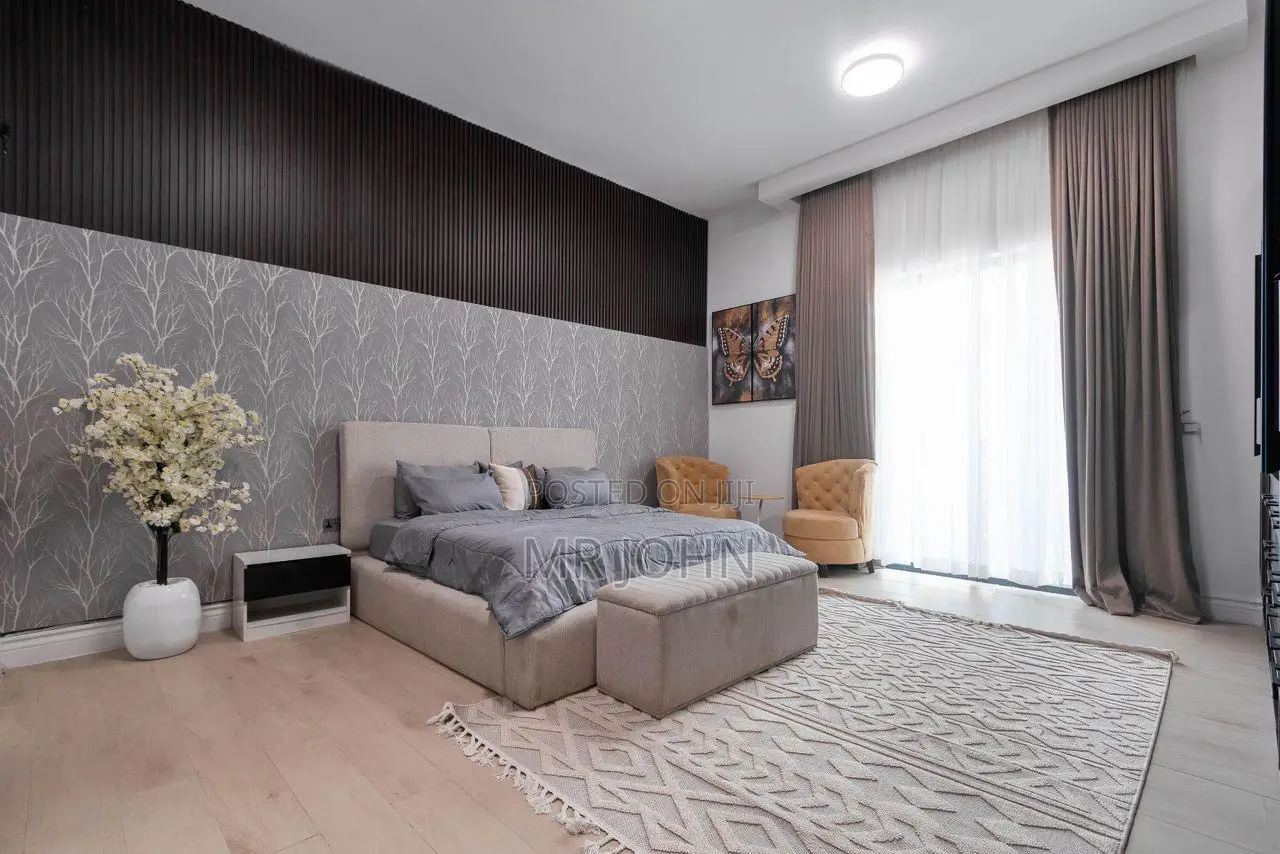Furnished 4bdrm House in Lekki Phase1 Luky Pr for rent in Lekki