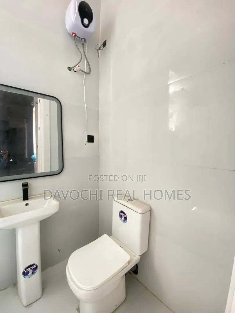 5bdrm Duplex in VGC / Ajah for sale in VGC / Ajah