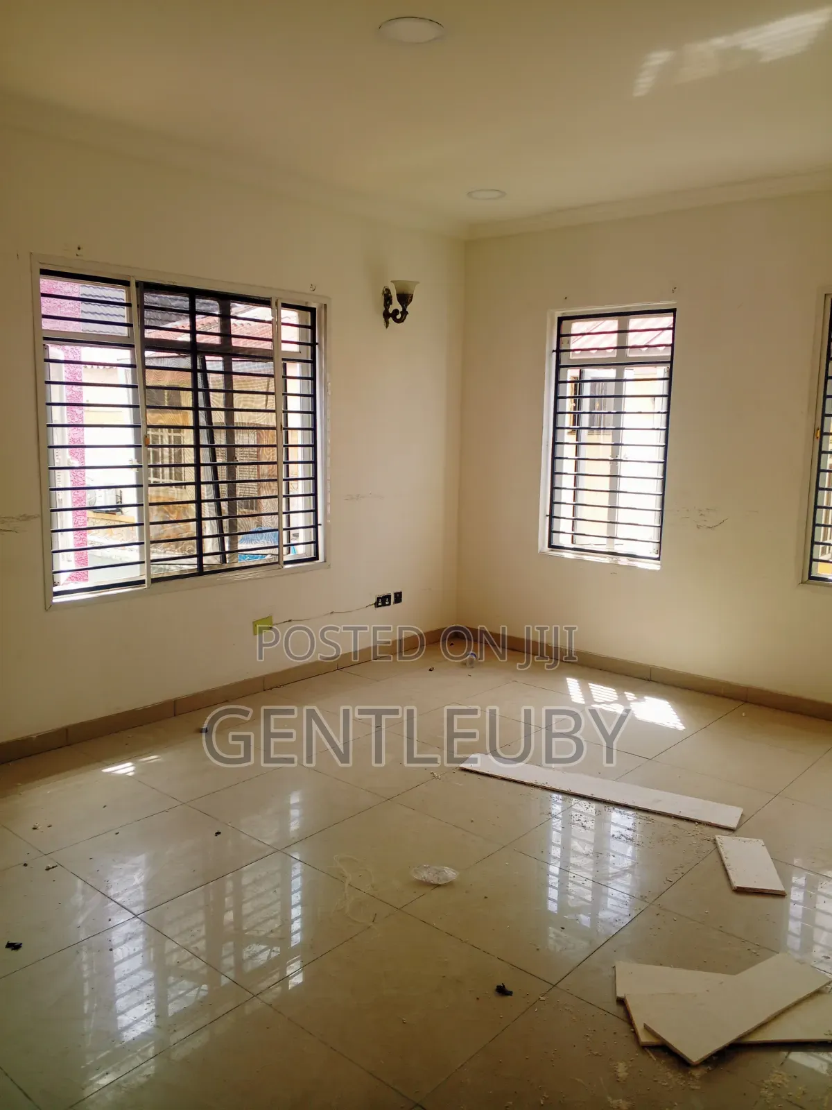 4bdrm Duplex in Ikota Villa, Lekki Phase 2 for rent in Lekki Phase 2