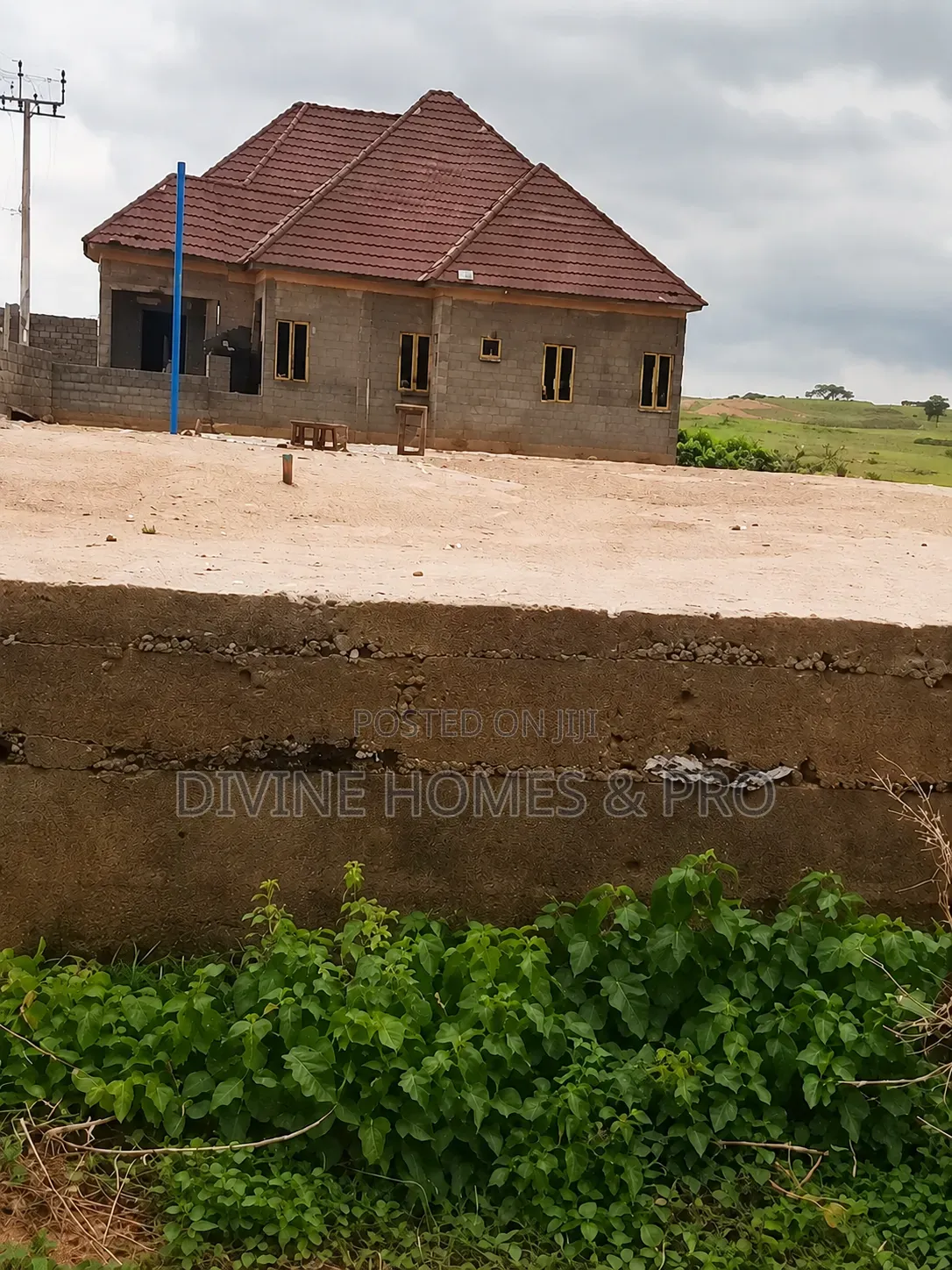 300sqm With DPC for 3 Bedroom Detached Bungalow, Buildable Livable in Kurudu