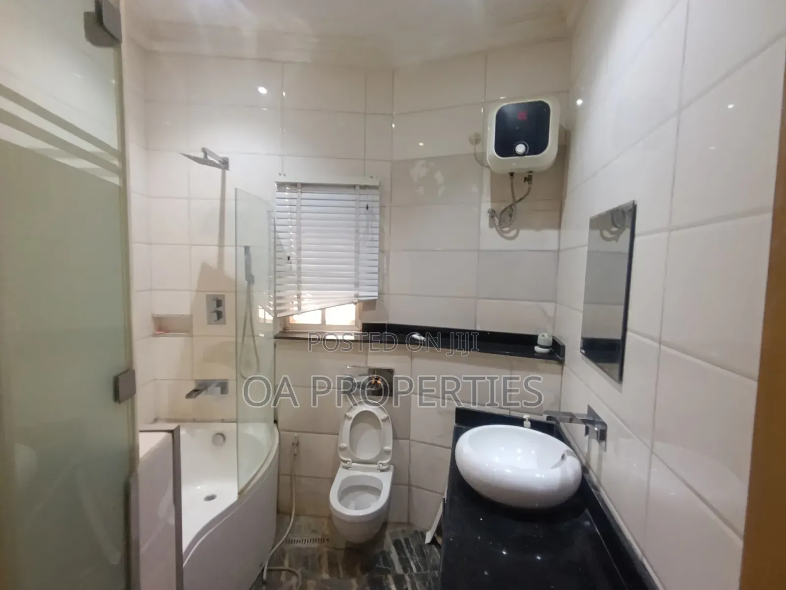 Furnished 5bdrm Duplex in Customs Gate, for sale in Ibadan