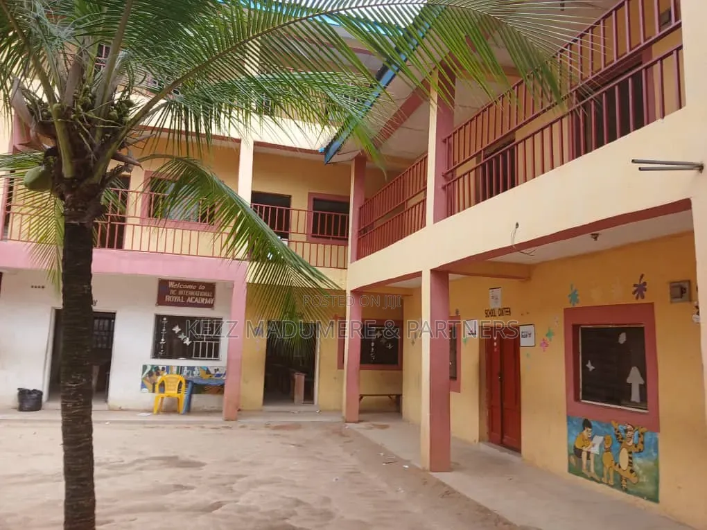 For Sale : Functional Secondary School in Ph in Rukpokwu