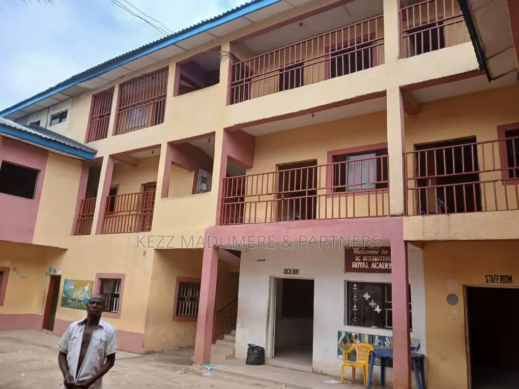 For Sale : Functional Secondary School in Ph in Rukpokwu